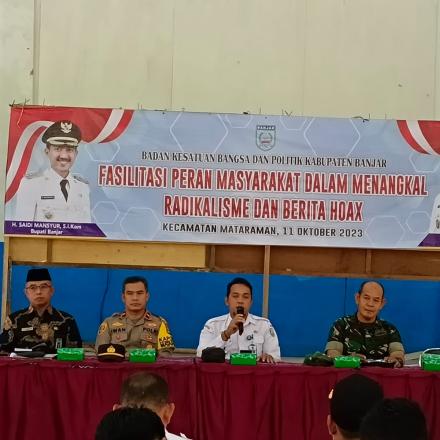 Pembakal dan BPD Hadiri Rapat Sosialisasi Peran Masyarakat dalam Perang Melawan Radikalisme dan Beri